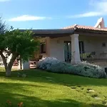 בקתה Lilly 2 Punta Molara