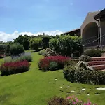 Lilly 2 בקתה *